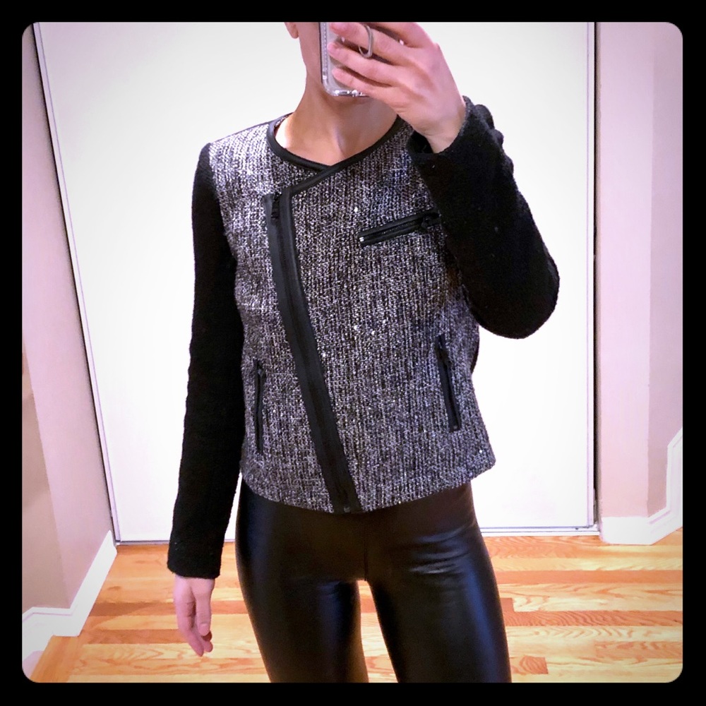 Beautiful Tweed Jacket/Blazer!